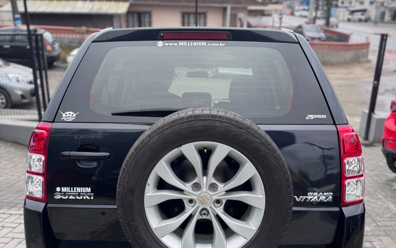 imagem-https://www.socarrao.com.br/sc-vehicle-images-prod/4127183/1790364535567-SU1HLTIwMjYwOTI1LVdBMDAyMy5qcGc.jpg