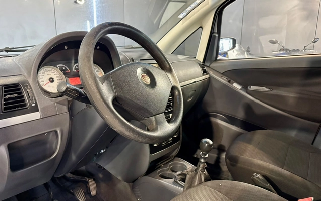 imagem-https://www.socarrao.com.br/sc-vehicle-images-prod/4127198/1790364669845-003_80b47d251c03db2738cf2e992b66c63b.jpg