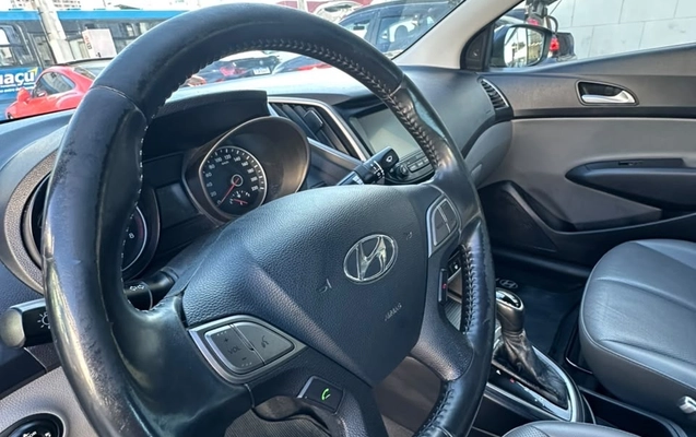 imagem-https://www.socarrao.com.br/sc-vehicle-images-prod/4127202/1790364724338-gb-30bbd7d.jpeg