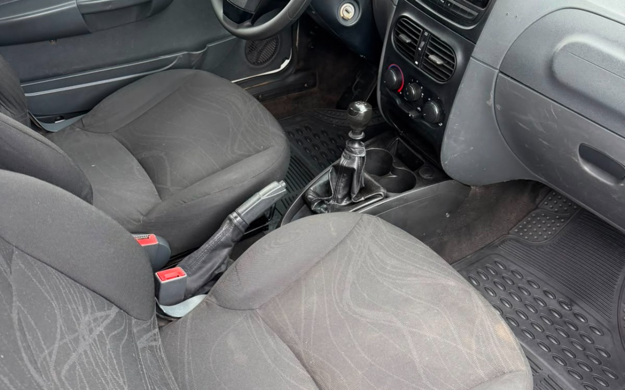 imagem-https://www.socarrao.com.br/sc-vehicle-images-prod/4127205/1790364741352-V2hhdHNBcHAgSW1hZ2UgMjAyNi0wOS0yMyBhdCAwOS40OS4wNiAoMSkuanBlZw.jpeg