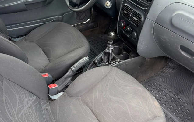 imagem-https://www.socarrao.com.br/sc-vehicle-images-prod/4127205/1790364741352-V2hhdHNBcHAgSW1hZ2UgMjAyNi0wOS0yMyBhdCAwOS40OS4wNiAoMSkuanBlZw.jpeg