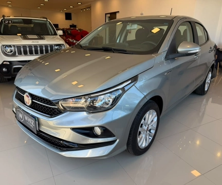 Fiat Cronos 2018 Cinza — foto 1 de 3