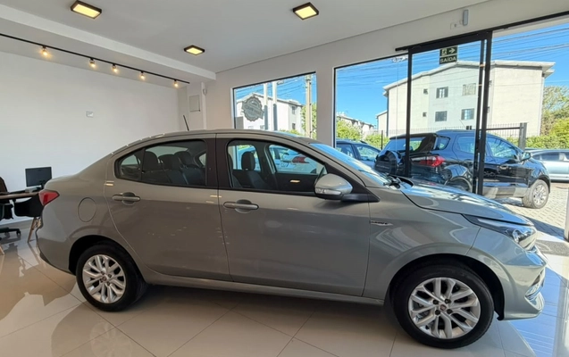 imagem-https://www.socarrao.com.br/sc-vehicle-images-prod/4127242/1790364838033-14_043344.jpg