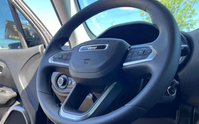 imagem-https://www.socarrao.com.br/sc-vehicle-images-prod/4127401/1790365124772-8512042_16_B_422c1207cd.jpeg