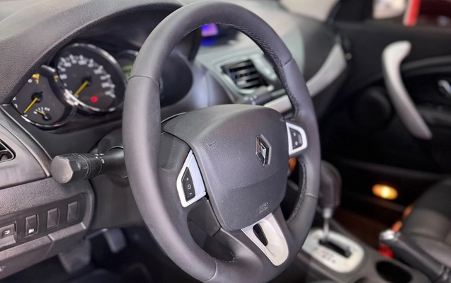 imagem-https://www.socarrao.com.br/sc-vehicle-images-prod/4127496/1790366907931-003_359a84c0a7487420ec9e4f92eafa0344.jpg