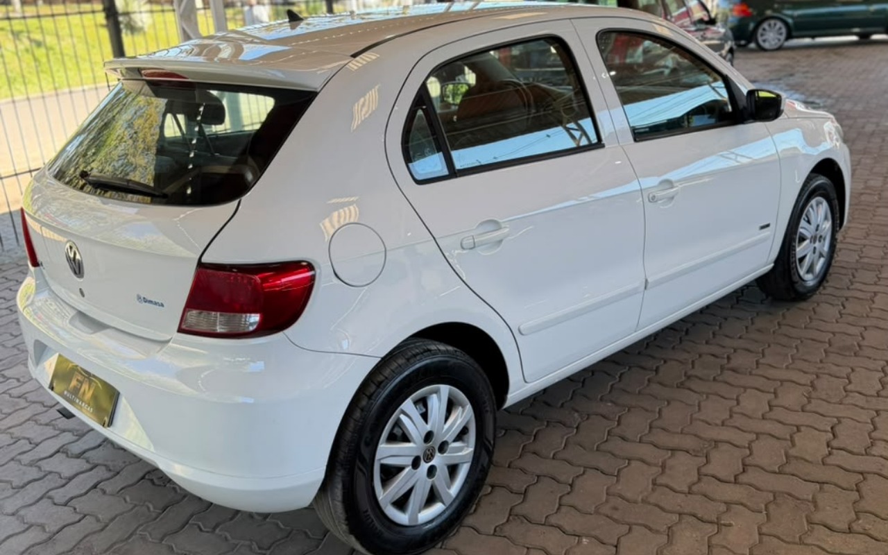 imagem-https://www.socarrao.com.br/sc-vehicle-images-prod/4127521/1790365412478-V2hhdHNBcHAgSW1hZ2UgMjAyNi0wOS0yNSBhdCAxMS40Mi4xMiBBTSAoMikuanBlZw.jpeg