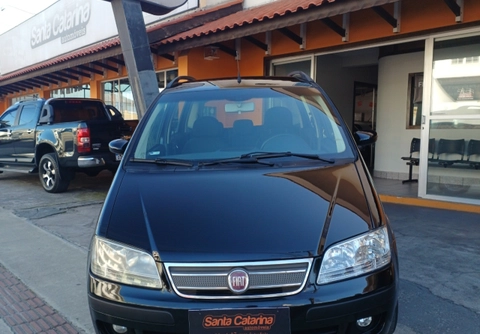 Fiat Idea 2010 Preto — foto 1 de 3