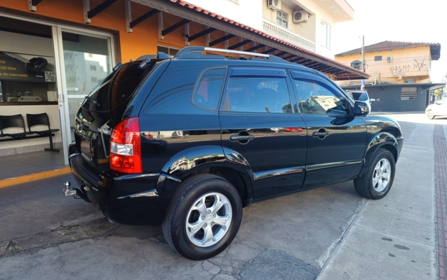 imagem-https://www.socarrao.com.br/sc-vehicle-images-prod/4127623/1790367979314-app-photos-fLKfwsFBPTY9xxUYn4a6ofGdNxeR39FR.jpg