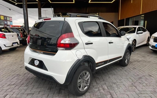 imagem-https://www.socarrao.com.br/sc-vehicle-images-prod/4127667/1790365778658-8514199_17_B_f647ede1ed.jpeg