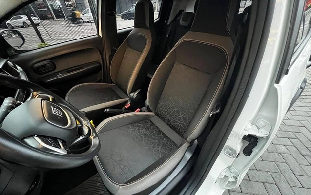 imagem-https://www.socarrao.com.br/sc-vehicle-images-prod/4127667/1790365778664-8514199_20_B_48e4432b33.jpeg