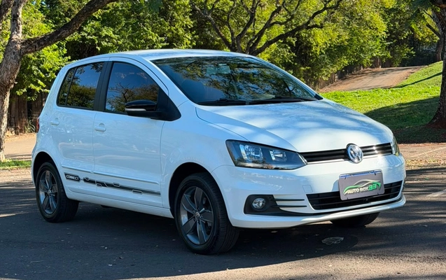imagem-https://www.socarrao.com.br/sc-vehicle-images-prod/4127699/1790365835493-V2hhdHNBcHAgSW1hZ2UgMjAyNi0wOS0yMyBhdCAwOS40OC40MSAoMikuanBlZw.jpeg