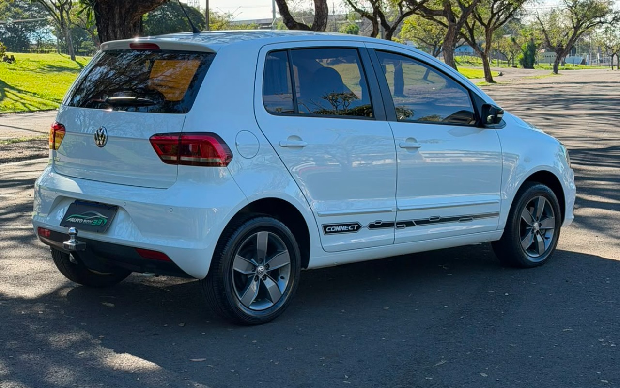 imagem-https://www.socarrao.com.br/sc-vehicle-images-prod/4127699/1790365835779-V2hhdHNBcHAgSW1hZ2UgMjAyNi0wOS0yMyBhdCAwOS40OC40MS5qcGVn.jpeg