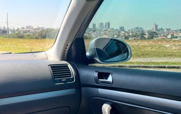 imagem-https://www.socarrao.com.br/sc-vehicle-images-prod/4127835/1790366165975-8502323_8_B_a4e757c22b.jpeg