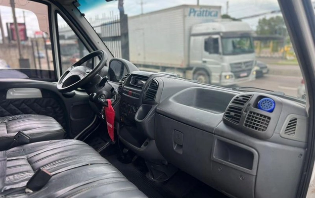imagem-https://www.socarrao.com.br/sc-vehicle-images-prod/4127847/1791394078428-8513399_1_B_407f92753c.jpeg
