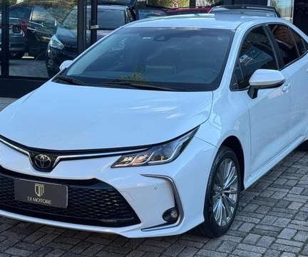 Toyota Corolla 2024 Branco — foto 1 de 3
