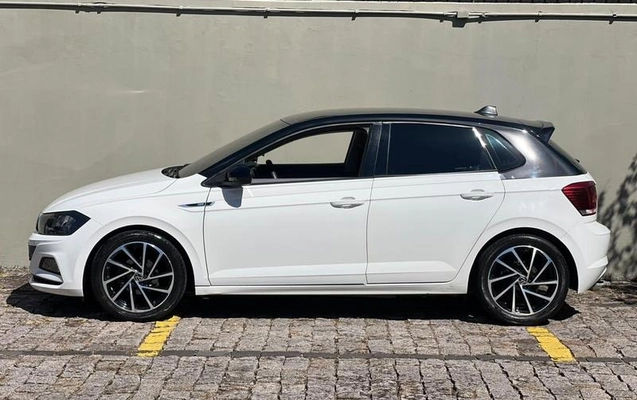 imagem-https://www.socarrao.com.br/sc-vehicle-images-prod/4127870/1790366275451-8514946_2_B_be985d4531.jpeg