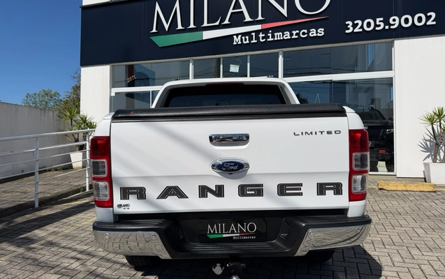 imagem-https://www.socarrao.com.br/sc-vehicle-images-prod/4127872/1790366309963-003_ae94dbf0aa9d1ced3bd51f600033c953.jpg