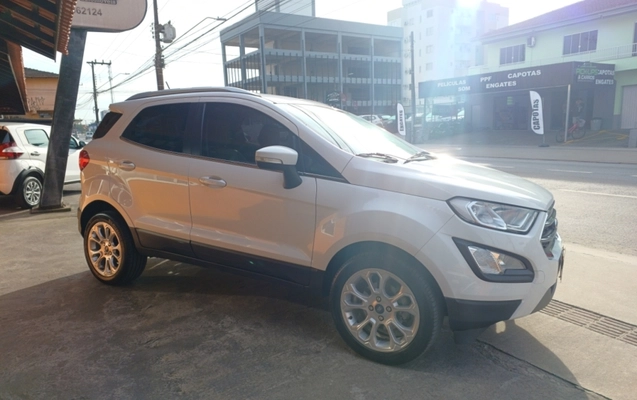 imagem-https://www.socarrao.com.br/sc-vehicle-images-prod/4127976/1790366655741-LunUN7NqcYniad1R6hnERvLlxEk16fP4.jpg