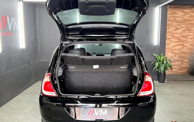 imagem-https://www.socarrao.com.br/sc-vehicle-images-prod/4128068/1790366782868-003_f7d51fd94916db2594afc66b5b9ec350.jpg