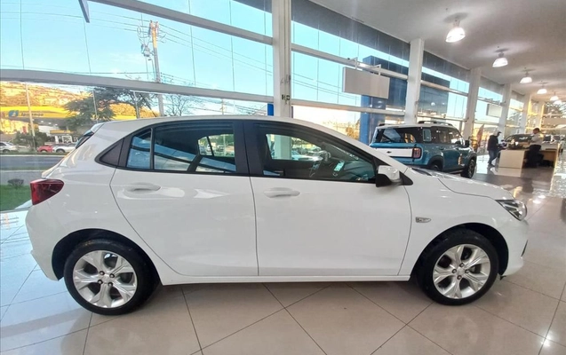 imagem-https://www.socarrao.com.br/sc-vehicle-images-prod/4128159/1790367031455-99a35337-c3b7-4006-b79c-8d08ce9b730720260810094300.jpeg