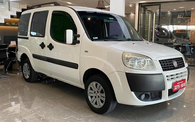 imagem-https://www.socarrao.com.br/sc-vehicle-images-prod/4128253/1790367157146-8499562_7_B_6c5b595c8f.jpeg