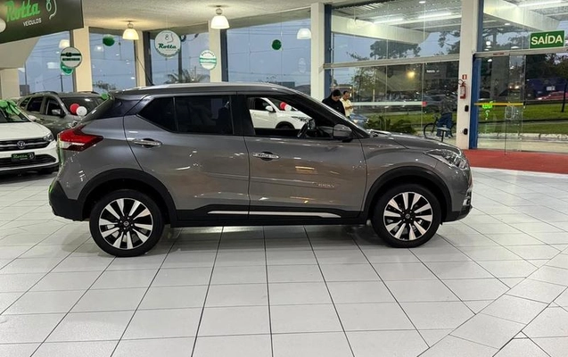 imagem-https://www.socarrao.com.br/sc-vehicle-images-prod/4128257/1790691850267-8503184_7_B_ea75cf7e2b.jpeg