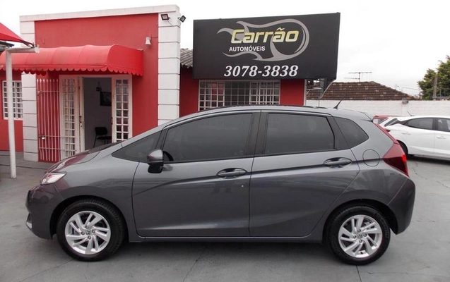 imagem-https://www.socarrao.com.br/sc-vehicle-images-prod/4128390/1790367564500-8476210_1_B_1fd5f2d491.jpeg