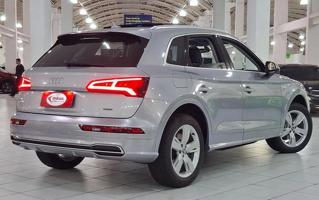 imagem-https://www.socarrao.com.br/sc-vehicle-images-prod/4128447/1790367622906-8494439_32_B_ed17f87053.jpeg