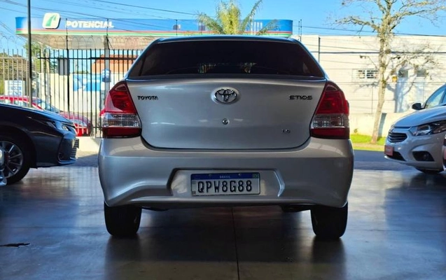 imagem-https://www.socarrao.com.br/sc-vehicle-images-prod/4128612/1790367877866-8511268_7_B_6291641116.jpeg