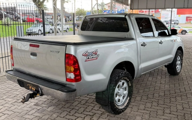 imagem-https://www.socarrao.com.br/sc-vehicle-images-prod/4128645/1790430613691-V2hhdHNBcHAgSW1hZ2UgMjAyNi0wOS0yNSBhdCAxMS4zOS41NCBBTSAoMikuanBlZw.jpeg