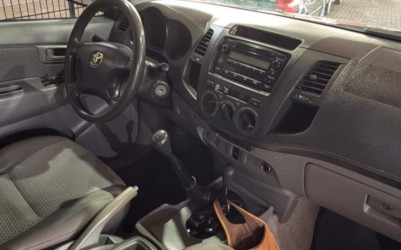 imagem-https://www.socarrao.com.br/sc-vehicle-images-prod/4128645/1790430613935-V2hhdHNBcHAgSW1hZ2UgMjAyNi0wOS0yNSBhdCAxMS4zOS41NSBBTSAoMykuanBlZw.jpeg