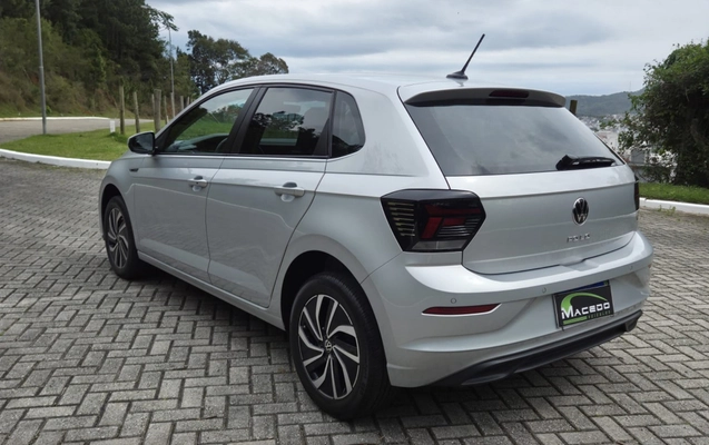 imagem-https://www.socarrao.com.br/sc-vehicle-images-prod/4128660/1790368031376-40d99efe-2b1e-4a85-a7a5-015f47c075a5.jpg