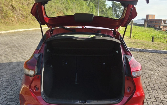 imagem-https://www.socarrao.com.br/sc-vehicle-images-prod/4128673/1790368133261-1e7f2d8c-e623-47e7-9427-edff6d97ca8d.jpg