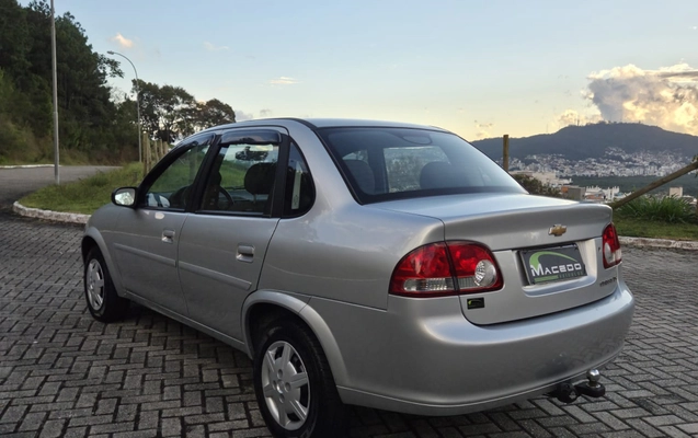 imagem-https://www.socarrao.com.br/sc-vehicle-images-prod/4128678/1790368198434-8aeab164-a17a-442f-8df5-cd998d5c6e23.jpg