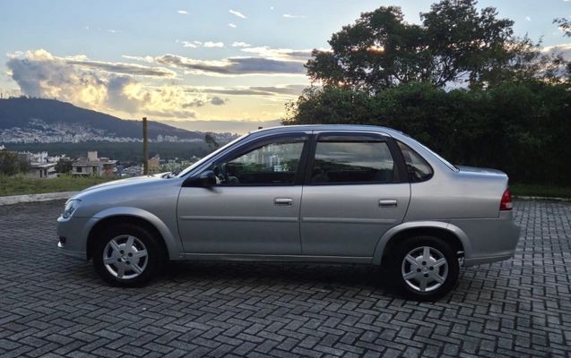 imagem-https://www.socarrao.com.br/sc-vehicle-images-prod/4128678/1790368198436-cb3209be-8820-40d3-ba6b-cbba91a6ee71.jpg