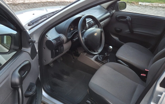 imagem-https://www.socarrao.com.br/sc-vehicle-images-prod/4128678/1790368198441-d0881d91-c99c-4812-9e68-793e95dceaad.jpg