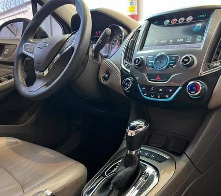 imagem-https://www.socarrao.com.br/sc-vehicle-images-prod/4128690/1790368298248-8377393_7_B_90249e30f9.jpeg