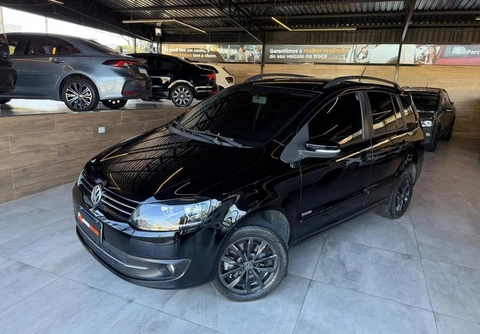 Volkswagen SpaceFox 2014 Preto — foto 1 de 3