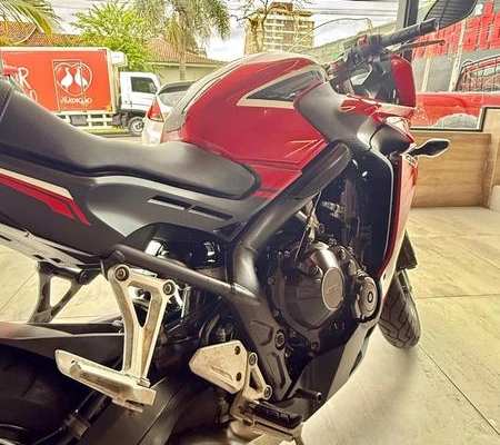 imagem-https://www.socarrao.com.br/sc-vehicle-images-prod/4128746/1790368403093-8490399_19_B_19f6a6dbb8.jpeg