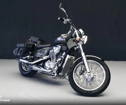 Honda VT 600 C SHADOW 2002 Preto — foto 1 de 3