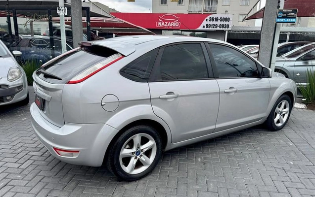 imagem-https://www.socarrao.com.br/sc-vehicle-images-prod/4129035/1790369219545-8515459_8_B_63399dba9a.jpeg