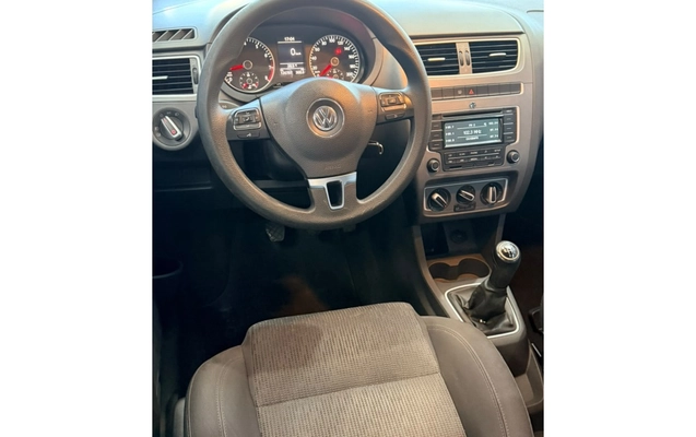 imagem-https://www.socarrao.com.br/sc-vehicle-images-prod/4129120/1790369351403-2_054903.jpg