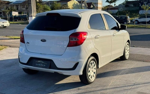 imagem-https://www.socarrao.com.br/sc-vehicle-images-prod/4129248/1791384487597-8515404_2_B_991dd2fc03.jpeg