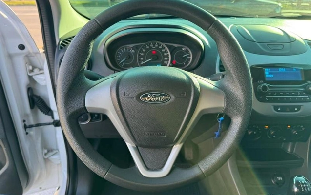 imagem-https://www.socarrao.com.br/sc-vehicle-images-prod/4129248/1791384487611-8515404_18_B_4d5070961d.jpeg