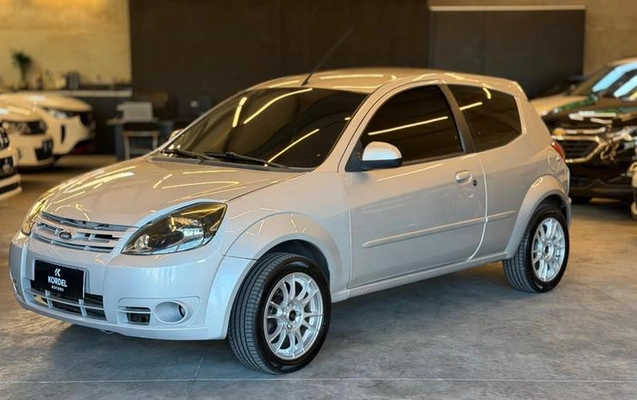 imagem-https://www.socarrao.com.br/sc-vehicle-images-prod/4129256/1790369575684-8515491_1_B_84f3d6a159.jpeg