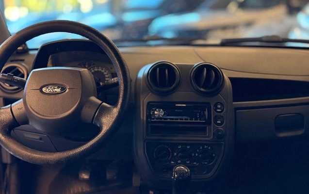 imagem-https://www.socarrao.com.br/sc-vehicle-images-prod/4129256/1790369575695-8515491_7_B_21595e2aed.jpeg