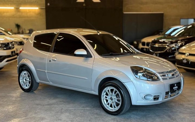 imagem-https://www.socarrao.com.br/sc-vehicle-images-prod/4129256/1790369575698-8515491_9_B_a55d343475.jpeg