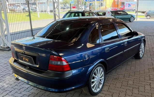 imagem-https://www.socarrao.com.br/sc-vehicle-images-prod/4129292/1790369740970-V2hhdHNBcHAgSW1hZ2UgMjAyNi0wOS0yNSBhdCAxMS40My4wMyBBTSAoMykuanBlZw.jpeg