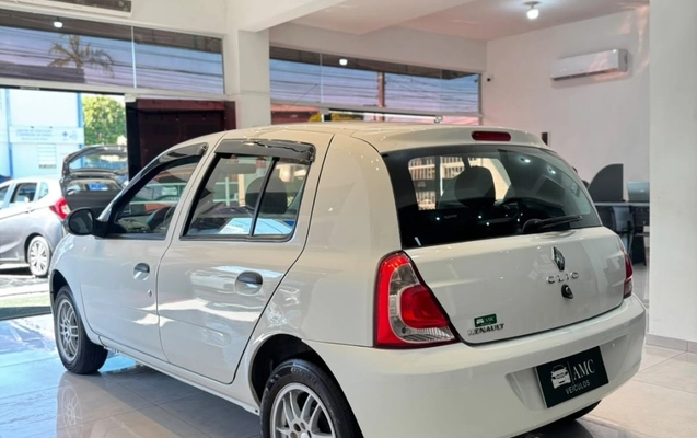 imagem-https://www.socarrao.com.br/sc-vehicle-images-prod/4129296/1790369769647-14af4b87668c4ab6b30abb0b887783f7_1790369668472.jpg