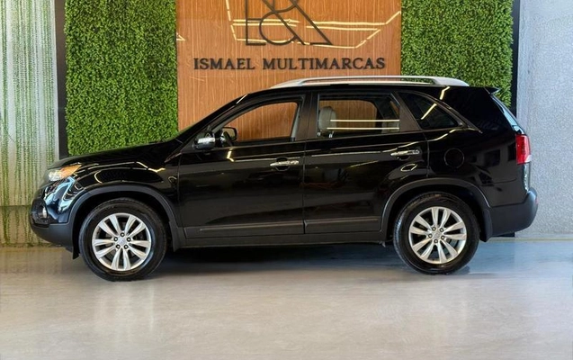 imagem-https://www.socarrao.com.br/sc-vehicle-images-prod/4129299/1790432068421-8515433_2_B_e882994319.jpeg